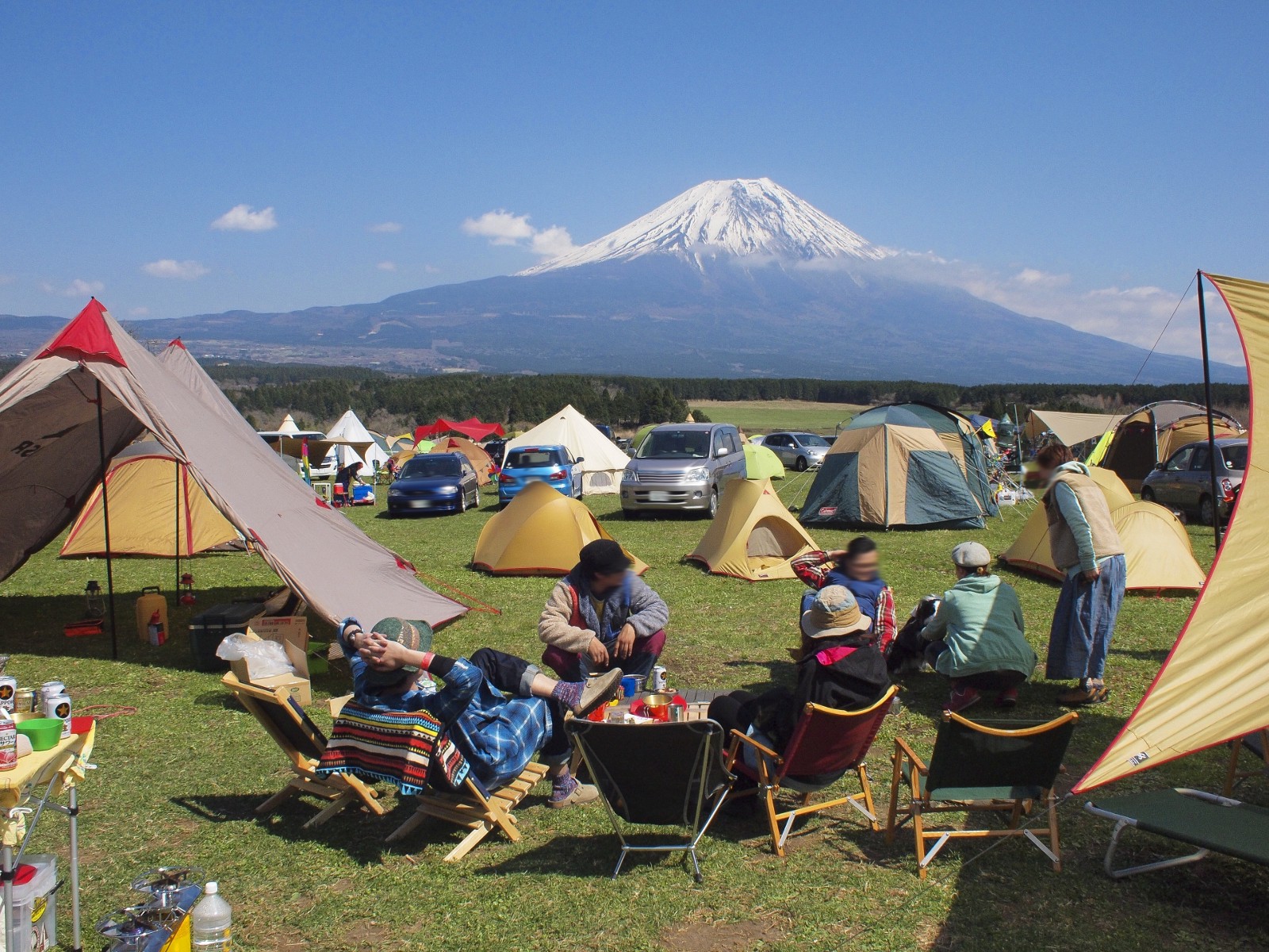 Camping on the foot of Mt Fuji