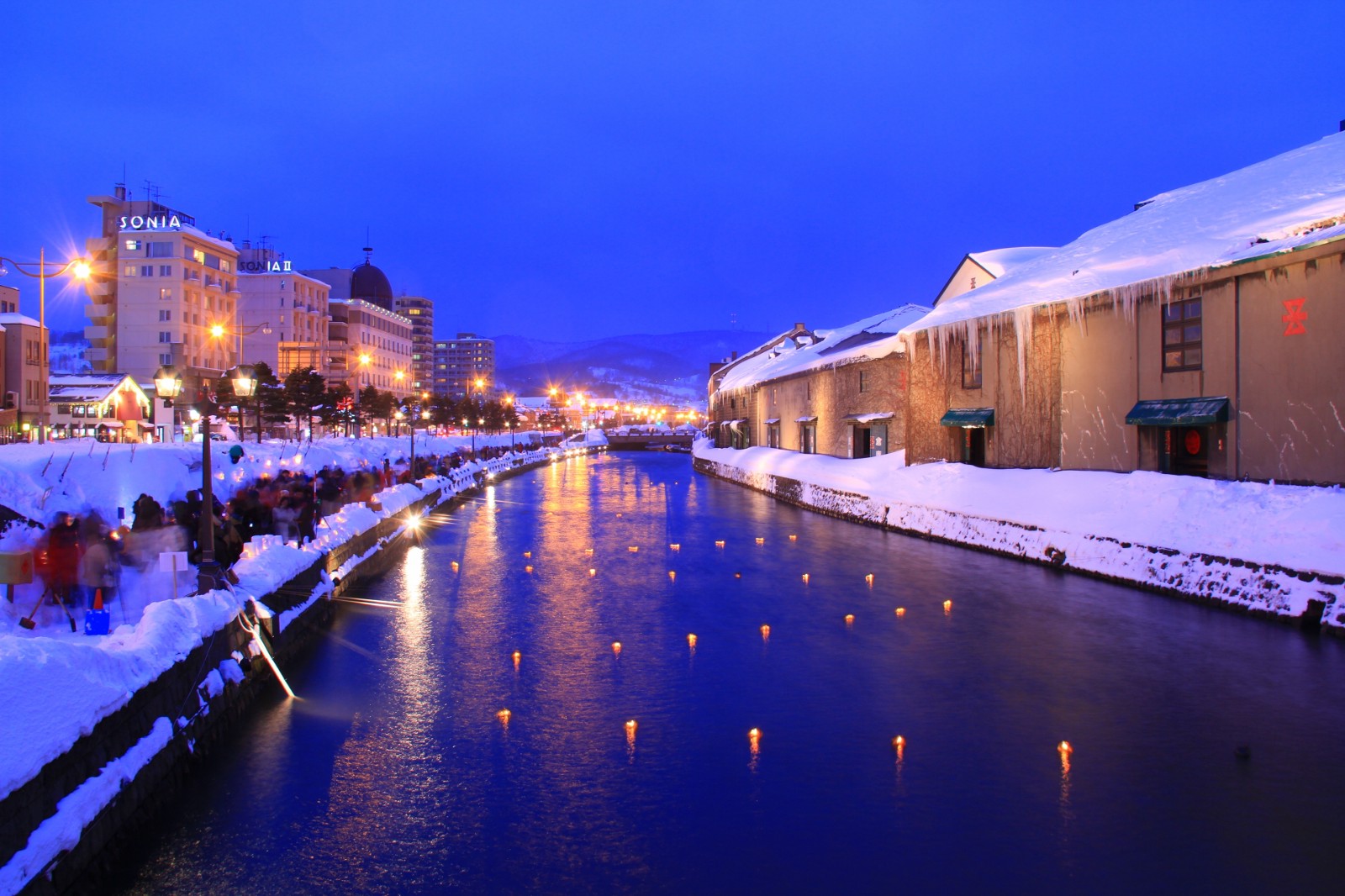 The romantic view of Otaru Canal in winter