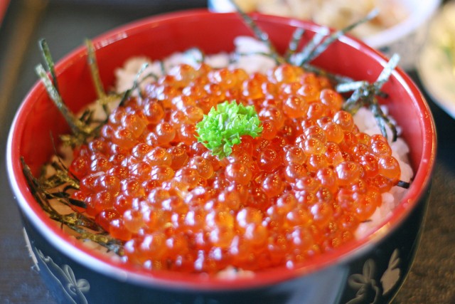 Ikura (red caviar) Donburi